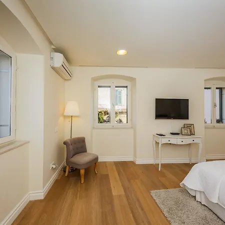 Dalmatino Dreams Apartment *